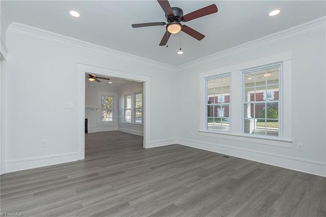 6 Forsyth Street, Thomasville, NC 27360