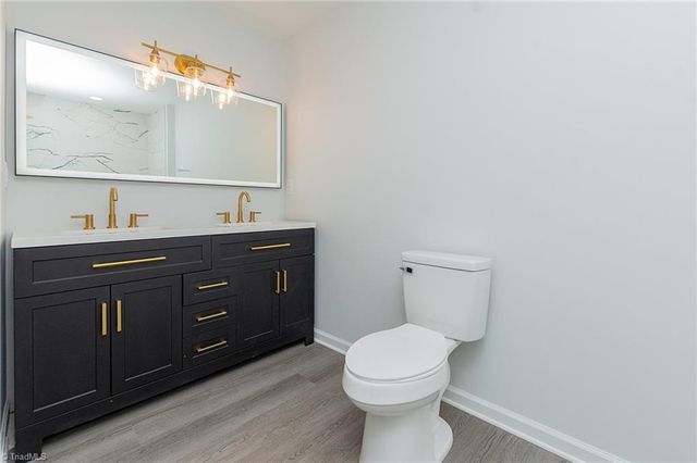 6 Forsyth Street, Thomasville, NC 27360