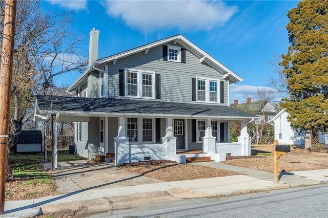 6 Forsyth Street, Thomasville, NC 27360