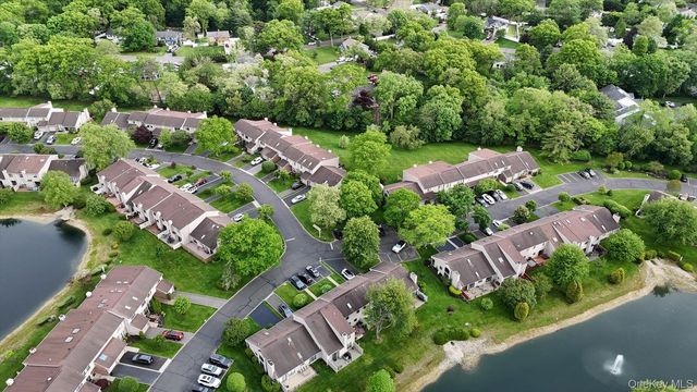 79 S Pond Lane, Smithtown, NY 11787