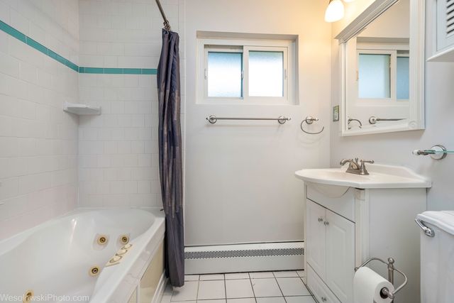 651 SOUTH Boulevard 3, Oak Park, IL 60302