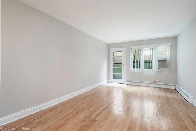 651 SOUTH Boulevard 3, Oak Park, IL 60302