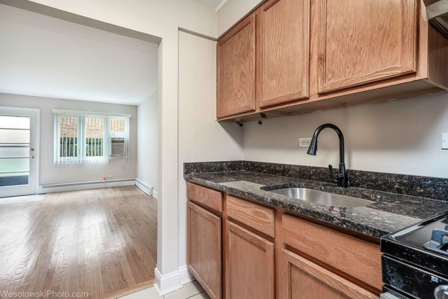 651 SOUTH Boulevard 3, Oak Park, IL 60302