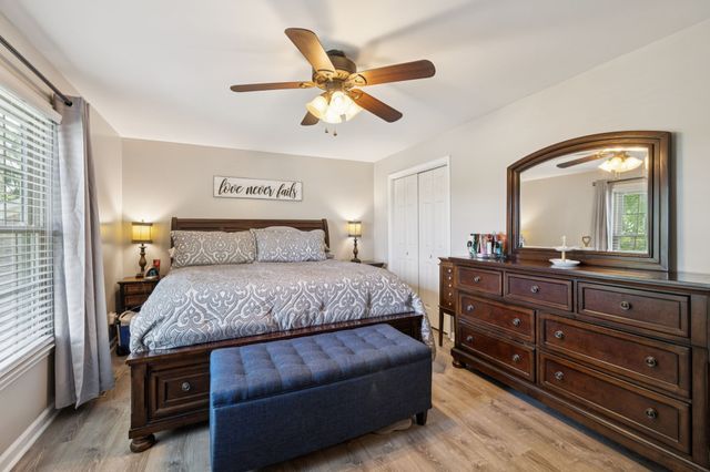 5005 Hairston Ct, Columbia, TN 38401