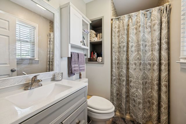 5005 Hairston Ct, Columbia, TN 38401
