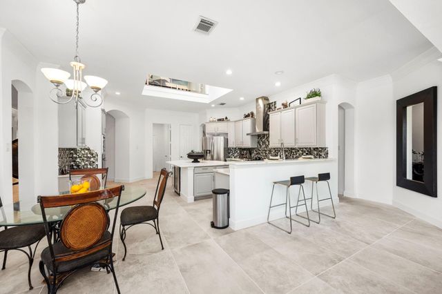 903 Lake Grayson Drive, Katy, TX 77494