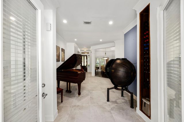 903 Lake Grayson Drive, Katy, TX 77494