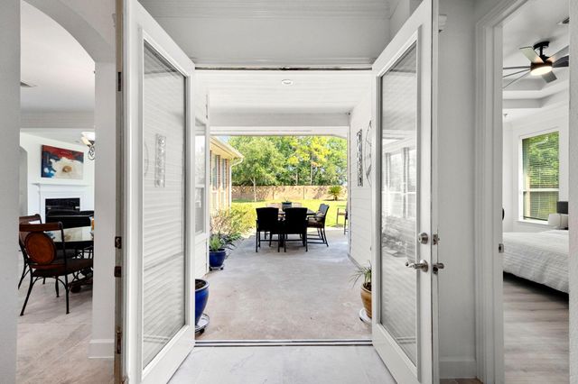 903 Lake Grayson Drive, Katy, TX 77494