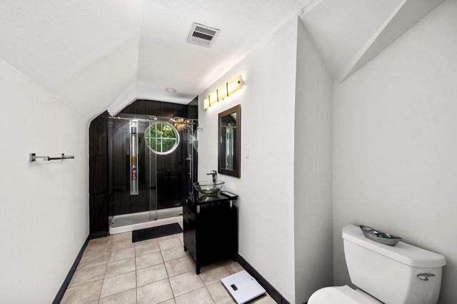 903 Lake Grayson Drive, Katy, TX 77494