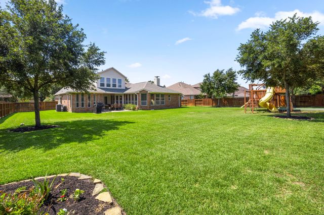 903 Lake Grayson Drive, Katy, TX 77494