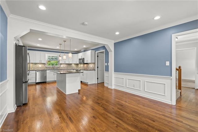 5936 Kenton Drive, Kernersville, NC 27284