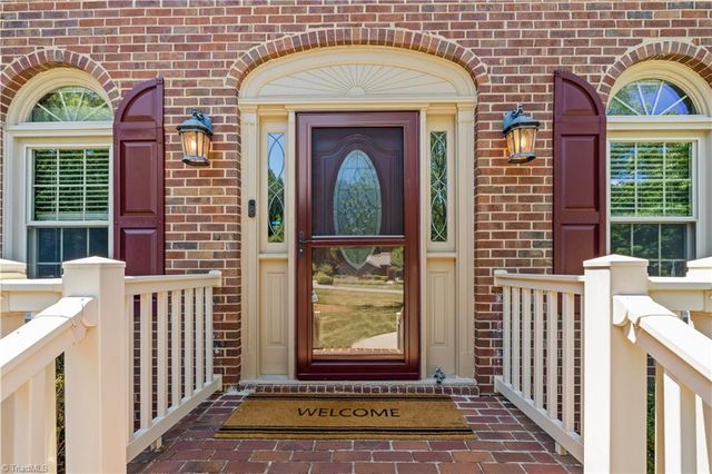 5936 Kenton Drive, Kernersville, NC 27284