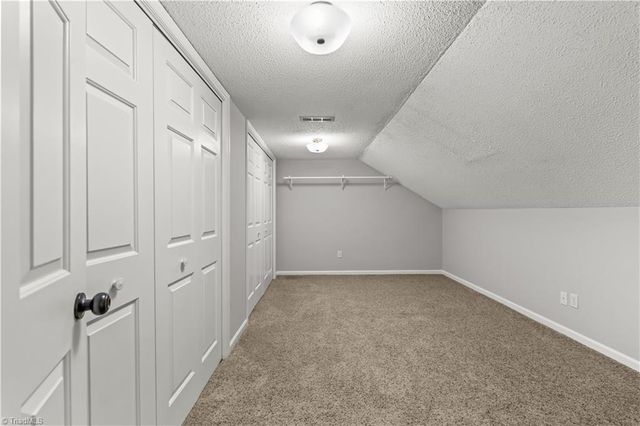 5936 Kenton Drive, Kernersville, NC 27284