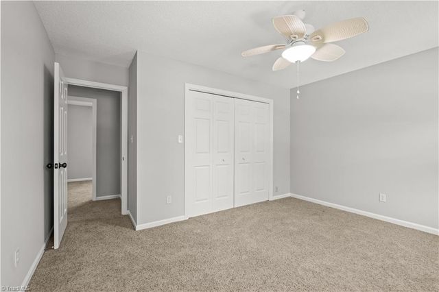 5936 Kenton Drive, Kernersville, NC 27284