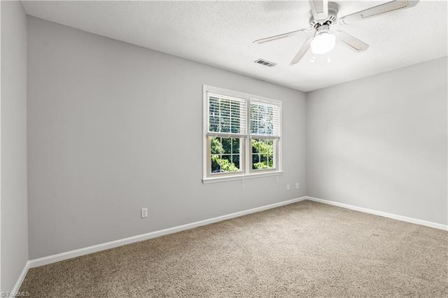 5936 Kenton Drive, Kernersville, NC 27284