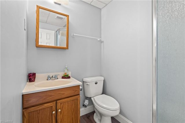 5936 Kenton Drive, Kernersville, NC 27284