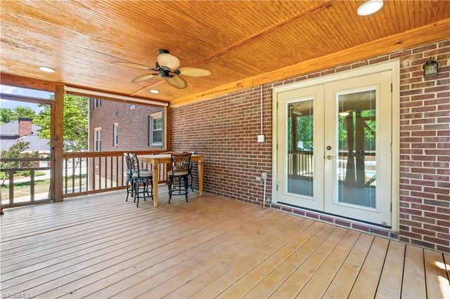 5936 Kenton Drive, Kernersville, NC 27284