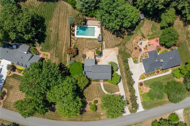 5936 Kenton Drive, Kernersville, NC 27284