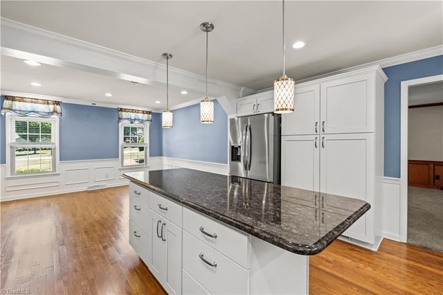 5936 Kenton Drive, Kernersville, NC 27284