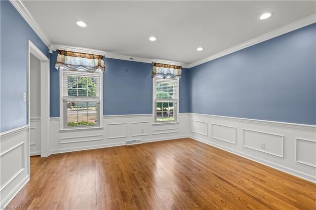 5936 Kenton Drive, Kernersville, NC 27284