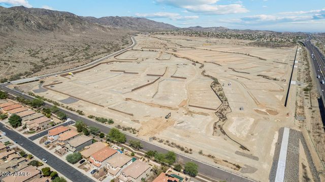 2526 W Satinwood Drive, Phoenix, AZ 85045
