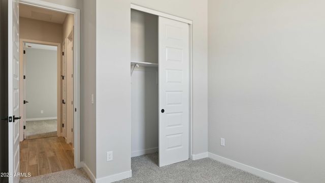 2526 W Satinwood Drive, Phoenix, AZ 85045