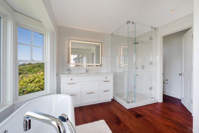 22 Eucalyptus Rd, Belvedere, CA 94920