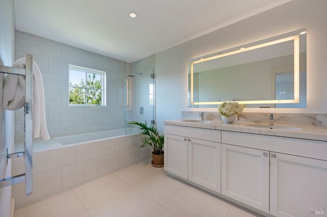 22 Eucalyptus Rd, Belvedere, CA 94920