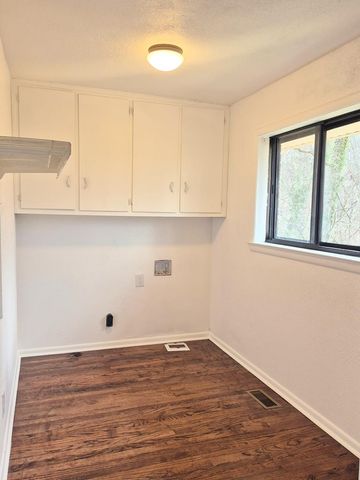 108 Van Buren Drive, Dalton, GA 30720