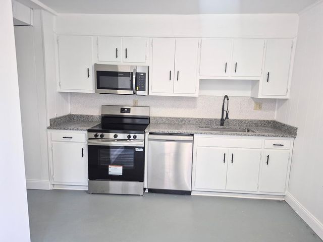 108 Van Buren Drive, Dalton, GA 30720