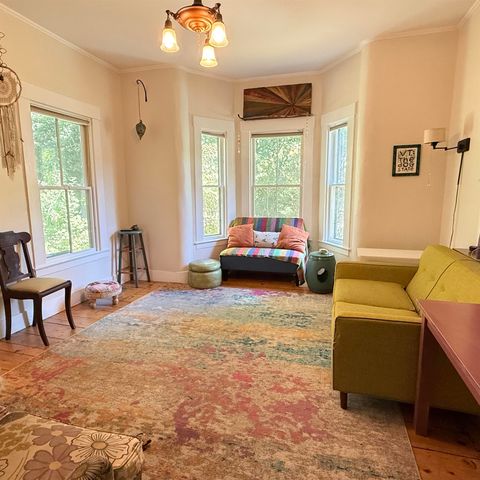 59 Highland Street, Brattleboro, VT 05301