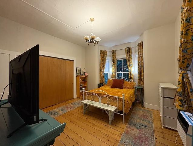 59 Highland Street, Brattleboro, VT 05301