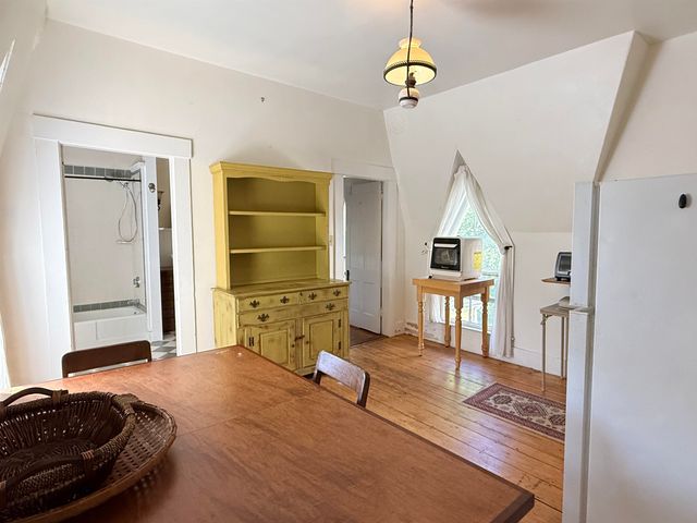 59 Highland Street, Brattleboro, VT 05301