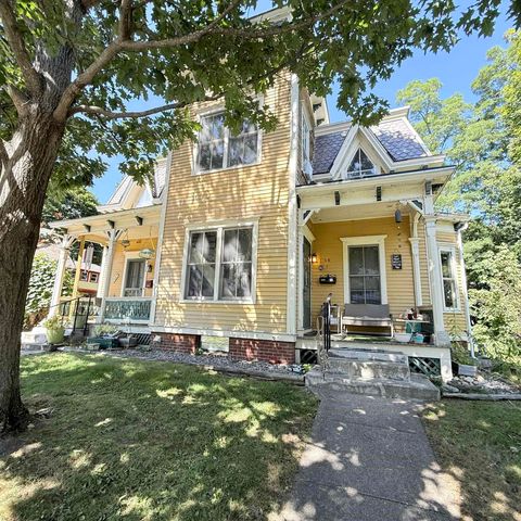 59 Highland Street, Brattleboro, VT 05301