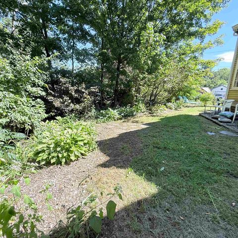 59 Highland Street, Brattleboro, VT 05301