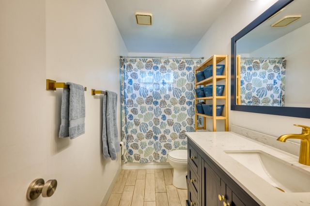 935 NW 110th Lane, Coral Springs, FL 33071