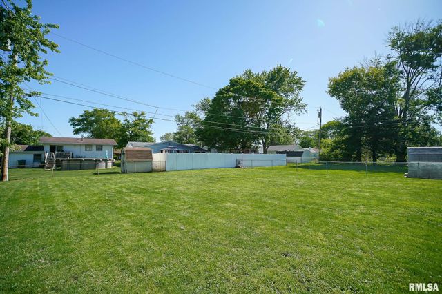 1020 LINCOLN Road, Marquette Heights, IL 61554
