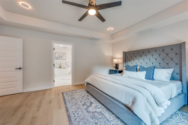 9904 Wandering Way Street, Benbrook, TX 76126