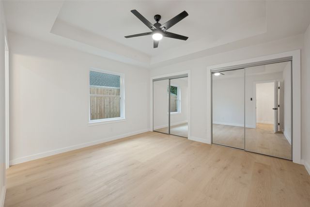 9904 Wandering Way Street, Benbrook, TX 76126