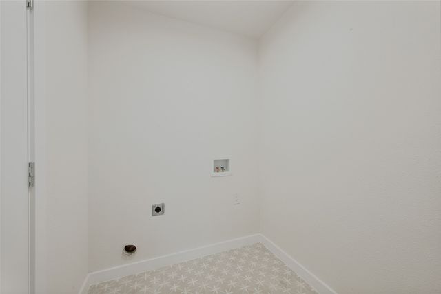 9904 Wandering Way Street, Benbrook, TX 76126