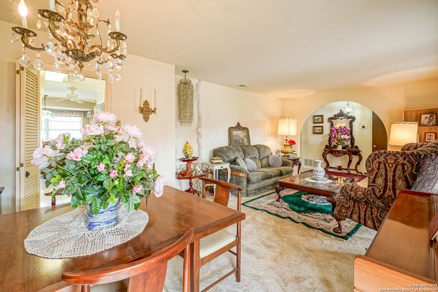 513 Balfour, Windcrest, TX 78239