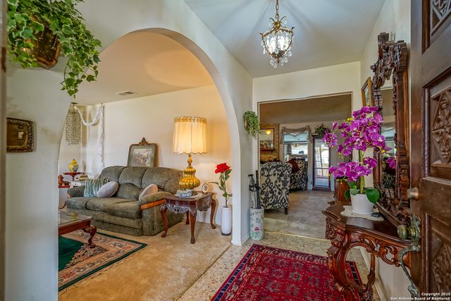 513 Balfour, Windcrest, TX 78239