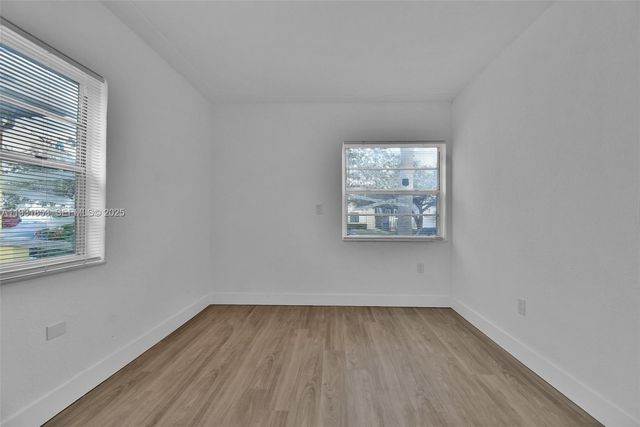 1900 Calais Dr 1910, Miami Beach, FL 33141