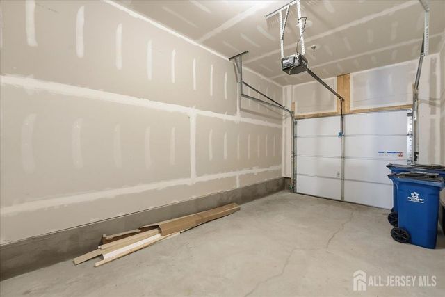 216 Jessie Place, New Brunswick, NJ 08901