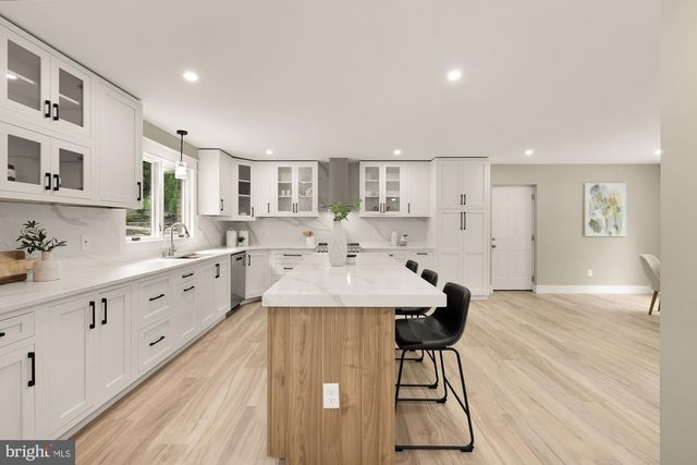 1325 PATUXENT DR, Ashton, MD 20861