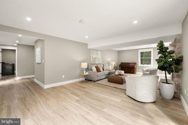 1325 PATUXENT DR, Ashton, MD 20861