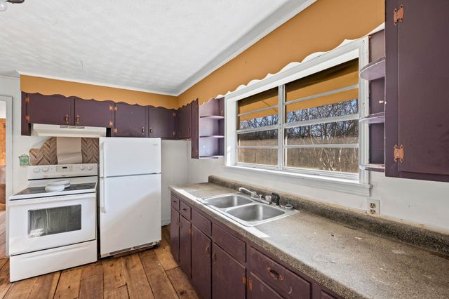 716 KELLUM LN, Burlison, TN 38015