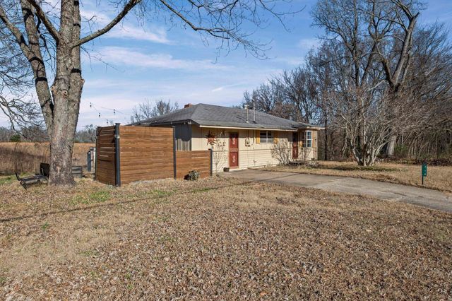 716 KELLUM LN, Burlison, TN 38015