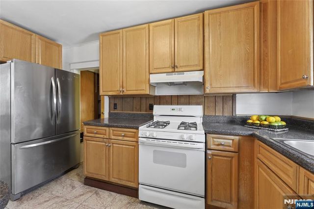185 Park Avenue, Passaic, NJ 07055