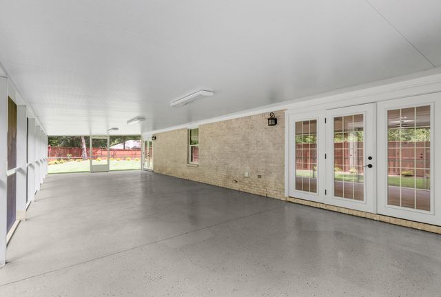 343 Oaklake Lane, Niceville, FL 32578